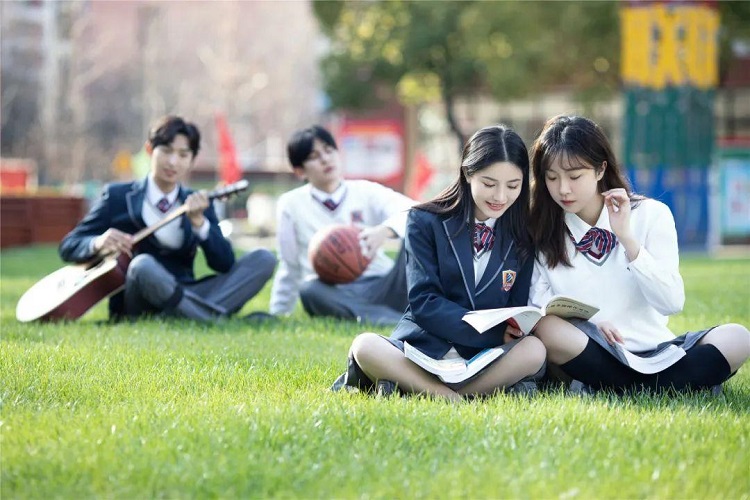 վ��AI��ڣ������ɡ���2026ѧAI��������ѡ�����»��������Ƽ�ְҵ����ѧУ