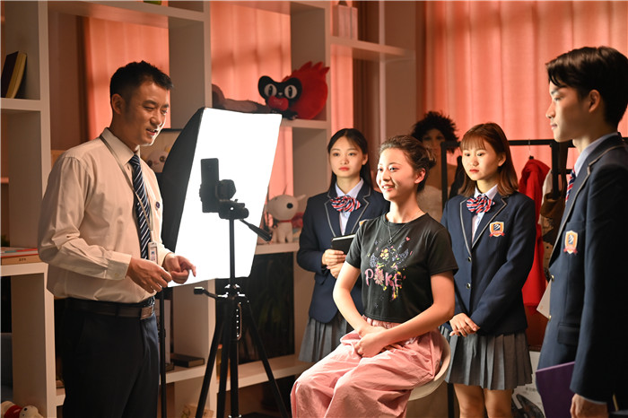 �������»�����ѧУ