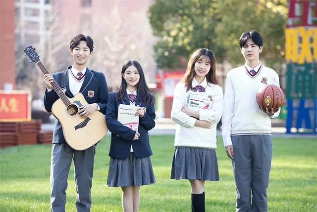 �������������£���ǰ��Уѡ�����»��������Ƽ�ְҵ������ѵѧУ