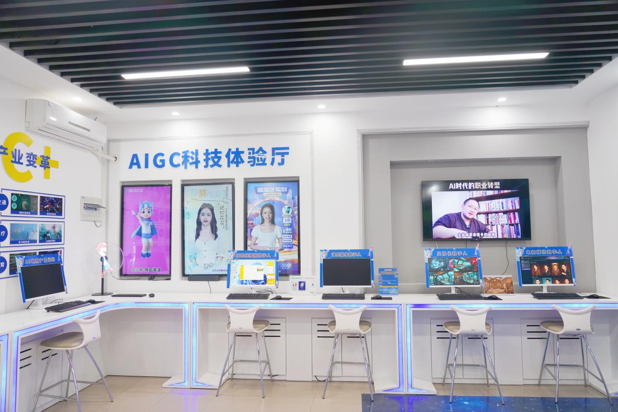 ���ѡ��ְҵѧУ���߽�δ����������