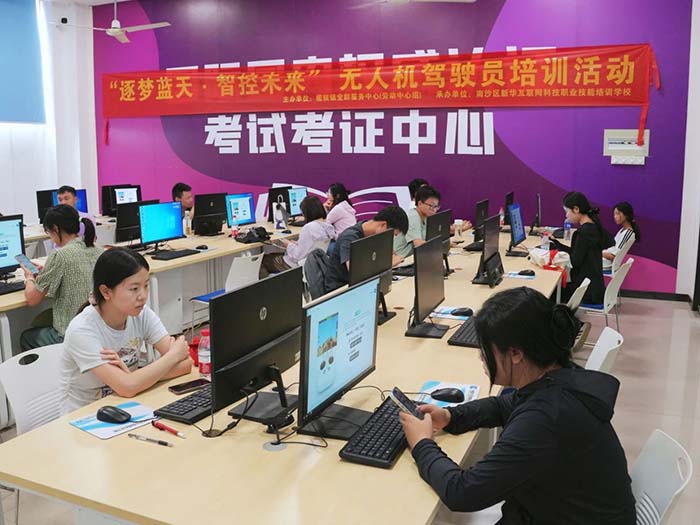 �����»�����������  �ǿ�δ���� ���˻���ѵԲ����Ļ��