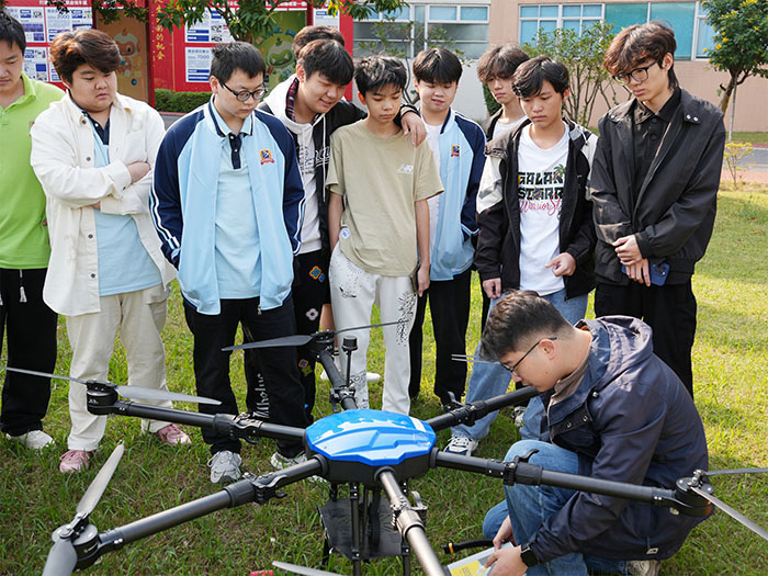 �����»����˻������������12��20�գ������������Ҳ�ܽ��� �������ӽǡ���ʵ��+�ɻ�˫���ߡ�